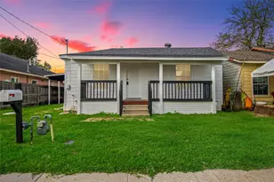 2701 Almendares Ave, Pasadena, TX 77506 - Photo 2