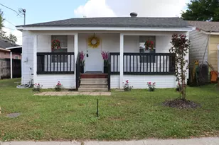 2701 Almendares Ave, Pasadena, TX 77506 - Photo 2