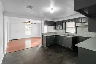 2701 Almendares Ave, Pasadena, TX 77506 - Photo 12