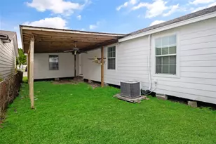 2701 Almendares Ave, Pasadena, TX 77506 - Photo 36