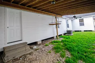 2701 Almendares Ave, Pasadena, TX 77506 - Photo 38