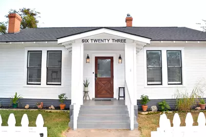 623 Walnut Street, Columbus, TX 78934 - Photo 2
