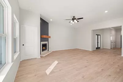 9586 Moss Rose, Willis, TX 77378 - Photo 10