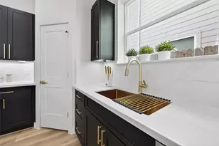 961 Highland Lgt Ln, Houston, TX 77091 - Photo 12