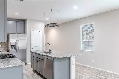 16887 Pink Wintergreen Drive, Conroe, TX 77385 - Photo 14