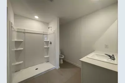 2608 Patriot Run, Bay City, TX 77414 - Photo 4