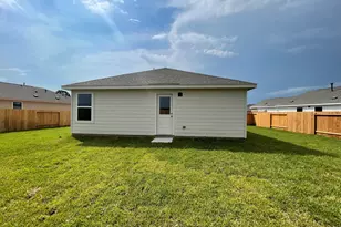 2608 Patriot Run, Bay City, TX 77414 - Photo 6