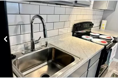 7320 Capitol #4, Houston, TX 77011 - Photo 1