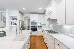 18 Devon Dale Dr, The Woodlands, TX 77375 - Photo 16