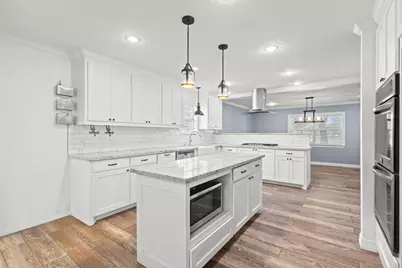 2850 Seattle Street, Nederland, TX 77627 - Photo 4