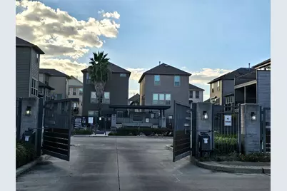 3234 Longleaf Meadows Drive, Houston, TX 77063 - Photo 36