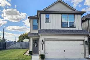 3234 Longleaf Meadows Dr, Houston, TX 77063 - Photo 1