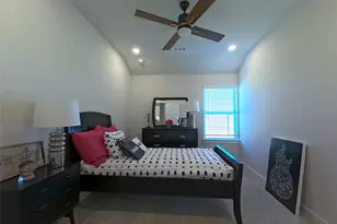 8323 Amber Summit Ln, Angleton, TX 77515 - Photo 14