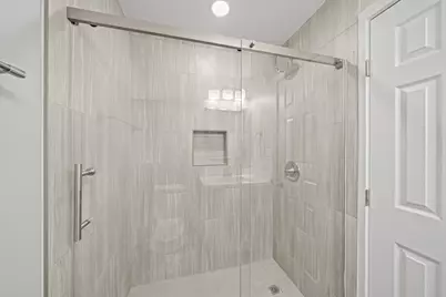 2201 Fountain View Drive #25, Houston, TX 77057 - Photo 10