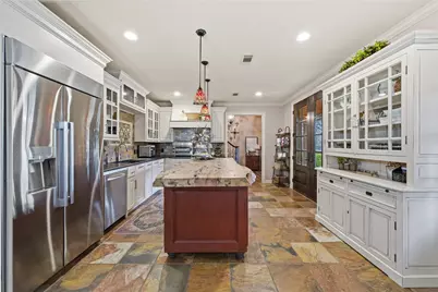 1395 Ford Avenue, Dayton, TX 77535 - Photo 12
