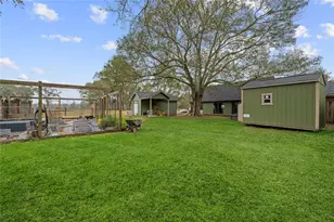 1395 Ford Ave, Dayton, TX 77535 - Photo 40