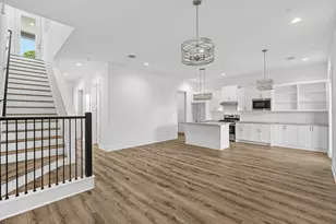 5608 Savyon Dr, Houston, TX 77091 - Photo 1