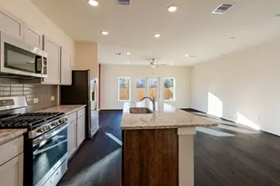 9111 Highland Northern Wy, Houston, TX 77088 - Photo 6