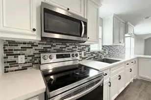 300 Longstreet Rd, Willis, TX 77378 - Photo 6