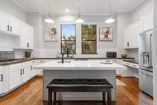 1710 Welch St, Houston, TX 77006 - Photo 20
