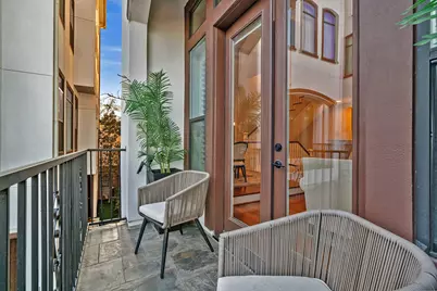 1710 Welch Street, Houston, TX 77006 - Photo 6