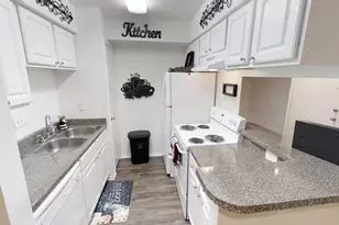 515 S Bender Ave, Humble, TX 77338 - Photo 2