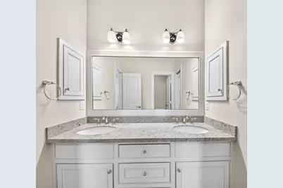 5216 Locust Street, Bellaire, TX 77401 - Photo 26