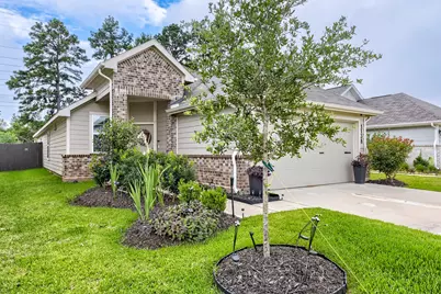 1138 Kinsey Wilderness Lane, Conroe, TX 77301 - Photo 2