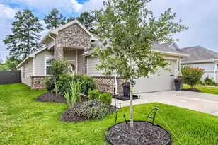 1138 Kinsey Wilderness Ln, Conroe, TX 77301 - Photo 2