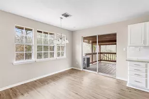 106 Donna Ct, Cleveland, TX 77327 - Photo 18