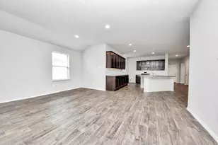 8302 Rose Petals Ln, Rosharon, TX 77583 - Photo 6
