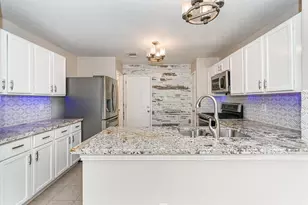 11727 Sunny Stream Dr, Tomball, TX 77375 - Photo 2