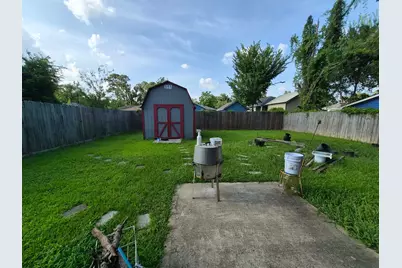 8161 Snowden Street, Houston, TX 77028 - Photo 16