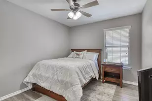 1008 Gardenia St, College Station, TX 77845 - Photo 14