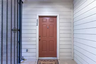6607 Lake Woodlands Dr, The Woodlands, TX 77382 - Photo 4