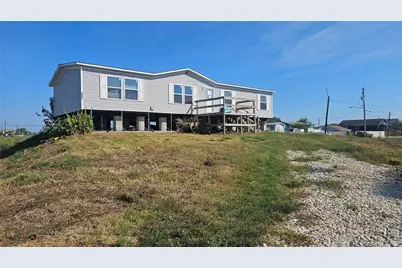 903 22nd Street, Dickinson, TX 77539 - Photo 2