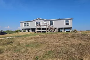 903 22nd St, Dickinson, TX 77539 - Photo 1