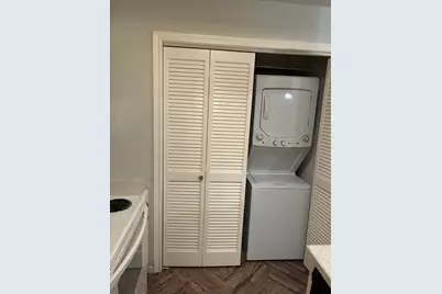 11711 Memorial Drive #673, Houston, TX 77024 - Photo 4