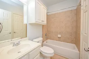 7933 Telluride Dr, Houston, TX 77040 - Photo 14