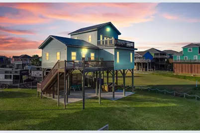 1890 Atlantis Lane, Crystal Beach, TX 77650 - Photo 2