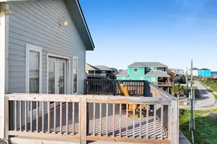 1890 Atlantis Ln, Crystal Beach, TX 77650 - Photo 16
