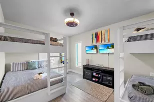 1890 Atlantis Ln, Crystal Beach, TX 77650 - Photo 34