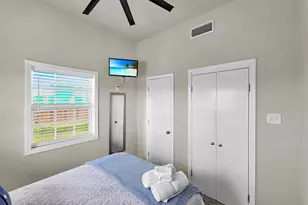 1890 Atlantis Ln, Crystal Beach, TX 77650 - Photo 32