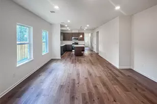 15463 Park Perch Pl, Magnolia, TX 77354 - Photo 4