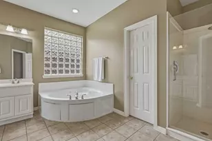 9314 Walnut Brook Ct, Houston, TX 77040 - Photo 24