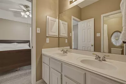 9314 Walnut Brook Ct, Houston, TX 77040 - Photo 32