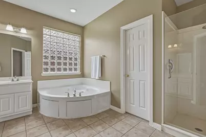 9314 Walnut Brook Ct, Houston, TX 77040 - Photo 24