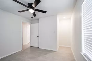 6510 Wade Rd, Baytown, TX 77521 - Photo 16