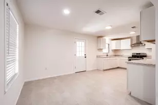 6510 Wade Rd, Baytown, TX 77521 - Photo 12