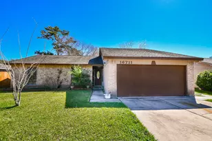 16711 Ribbonridge Dr, Sugar Land, TX 77498 - Photo 2